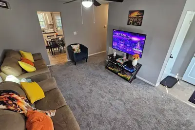 Image de Greenville Retreat Centrally located sleeps 5 near Ecu Stadium and Hospital