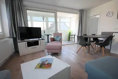 Image de Sea view vacation apartment 3 with its own heated cabin in Haus Seeluft Duhnen