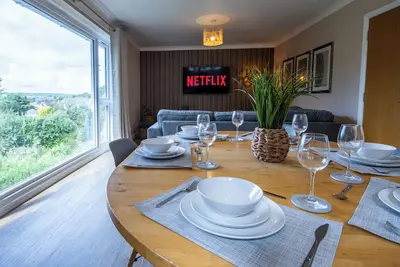 Image de Detached House, Driveway Parking & Amazing Views