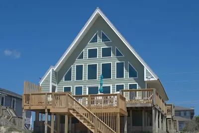 Image de Here Comes the Sun - Oceanfront! Dog Friendly!
