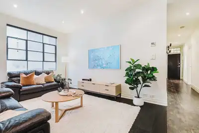Image de Appartement stylé 3 chambres dans Flinders Ln emblématique