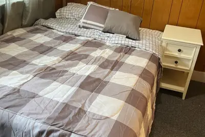 Image de Quite and cozy apartment with Ac in charming Warren