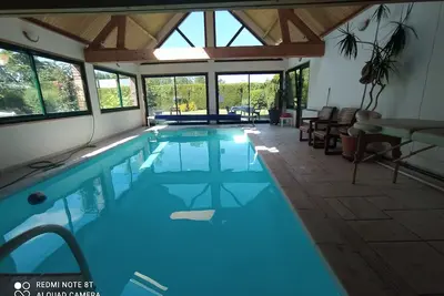 Image de Maison De Campagne 4 Chambres Piscine Interieure et Sauna\n8 Personnes Privatif
