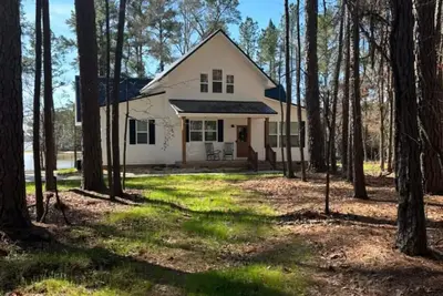 Image de Brand new waterfront house for rent on Lake Wateree