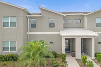 Image de 4 Bedrooms/3 Bathrooms/ Storey Lake (2885ss)