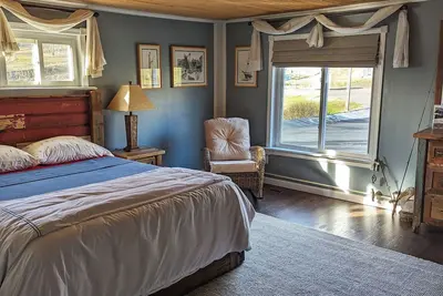 Image de The Mount Pleasant House: Slopeside 6-bedroom Farmhouse in Edinboro