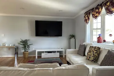 Image de Charming Recently Renovated 3-bedroom home in Temple Hills