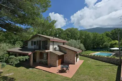 Image de Villa for 8p with private pool in the heart of Umbria, in nature and near Tuscany