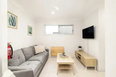 Image de 1 Bdr Apt! Gst Credits! Kitchen! Parking! 331f1