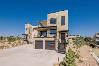 Image de Casa de Luz: Modern Retreat with Epic Vistas