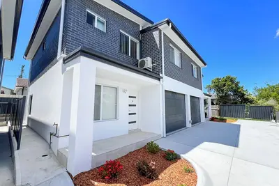 Image de Three Bedroom Apartment