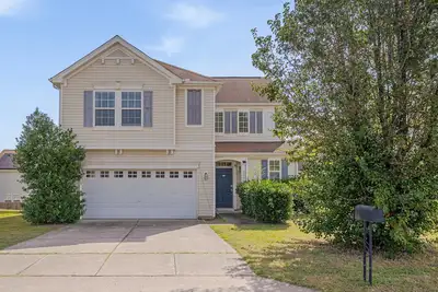 Image de The MacDaddy 3br 2. 5ba - South East Raleigh