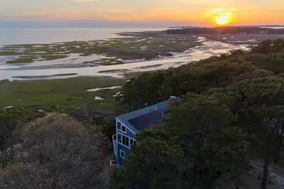 Image de Pet-Friendly 5br Cape Cod w/ Water Views
