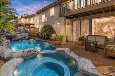 Image de Spacious Family Oasis with Modern Amenities, Pool, Bbq, and Fire Pit