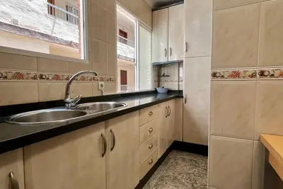 Image de Appartement 'Apartamento En Torre Del Mar' avec vue sur la mer, Wi-Fi et climatisation