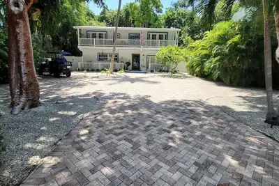 Image de The Perfect Getaway is an upscale oasis for you and pets to relax and have fun!