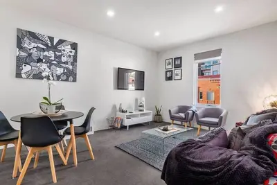 Image de Two Bedroom Inner-City Retreat with Free Parking