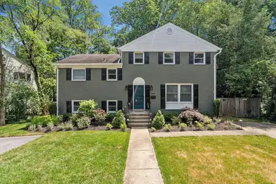 Image de Beautiful, Spacious, Modern 4bd/3. 5ba Home in Convenient Bethesda Location