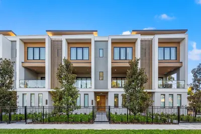 Image de Spacious 4-bedroom new construction modern townhome in Heart of Tampa Heights
