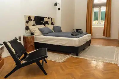 Image de Authentic Central Apartment