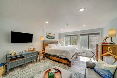 Image de Ski Retreat w/ Hot Tub Access in Winter Park!