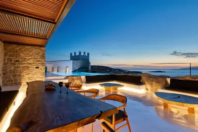 Image de Luxurious villa with private outdoor and indoor pool in Mykonos Town