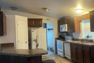 Image de Comfortable 3-bedroom family friendly home with WiFi, Ac in Green River.