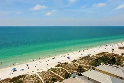 Image de Tropical Beach House, 2 Bedroom\/2 Bathroom, King sized bed, Steps to Beach