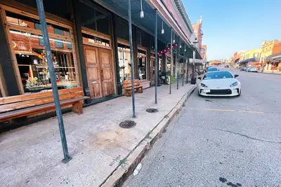 Image de The Landing at Main Street Suites: Cozy apartment in downtown Van Buren, Ar