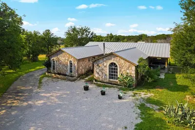 Image de Pet-Friendly Marble Falls Home!