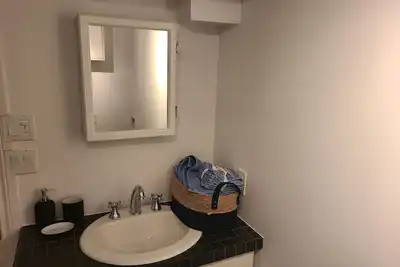 Image de Charming 1-bedroom apartment in beautiful Ottawa with WiFi, Ac