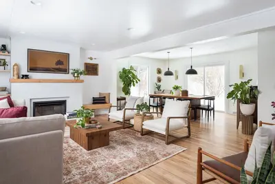 Image de The Norra House: Curated 3-bedroom house in Suttons Bay on 5 acres