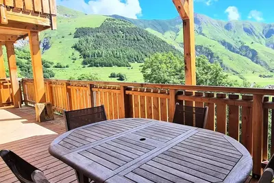 Image de T5 de Prestige au pied des pistes pour 10 personnes