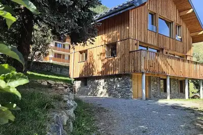 Image de Chalet neuf coeur de village pour 14 personnes avec vue pistes