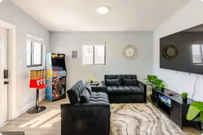 Image de Miami home very central, close to Wynwood/downtown/Little Havana/coconut grove