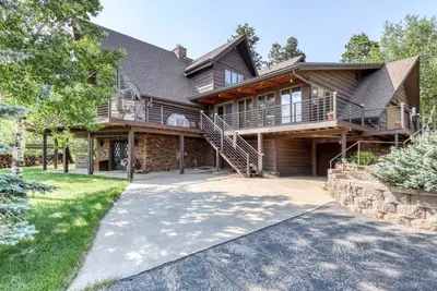 Image de Top of the Hills Lodge