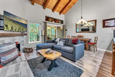 Image de Carnelian Bay 2br + Loft, Near Beach & Trails