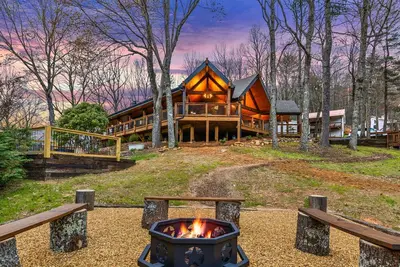 Image de Charming cottages with serene mountain views w\/firepit