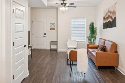 Image de Alto M8 I Modern New Construction 2Bd Apartment