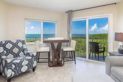 Image de Ocean View Gem Ocean Pointe 3406 2ba/2br King/Queen