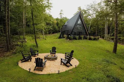 Image de Darby A-Frame + Cabin: Stylish + Modern w/ Sauna