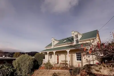 Cosy Heritage Cottage in West Hobart