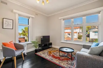 Image de Bright 2 bedroom apartment - easy walk to the Cbd