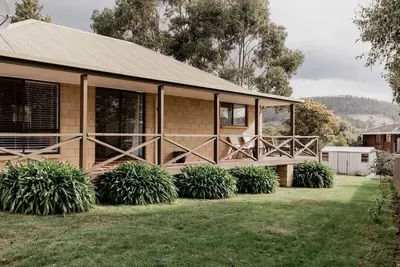 Image de Family-friendly shack near East Shelly Beach