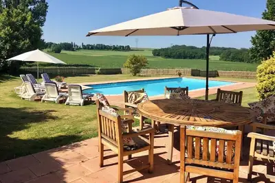 Image de Gorgeous converted farmhouse in the Dordogne, ideal for 2 or 3 families.
