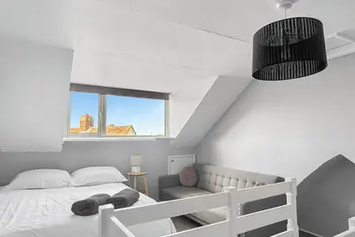 Image de Sleeps 5-1Bedroom Apartment with Bath– Walking Distance to Grantham Town Centre!