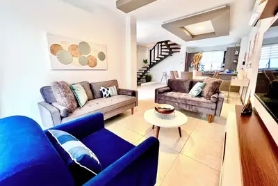 Image de Beautiful complete accommodation in Manta with pool and private condominium.