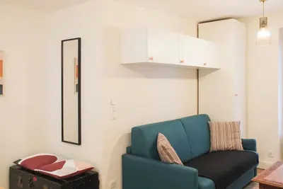 Image de studio lumineux calme et bien situé