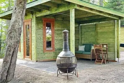 Image de Sunken Escapes Bunny Cabin #10