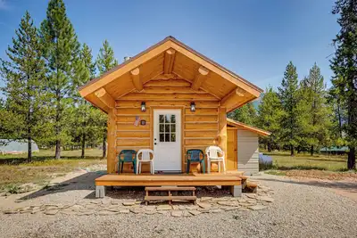 Image de Trout Creek Tiny House w/ Mtn Views & Fireplace